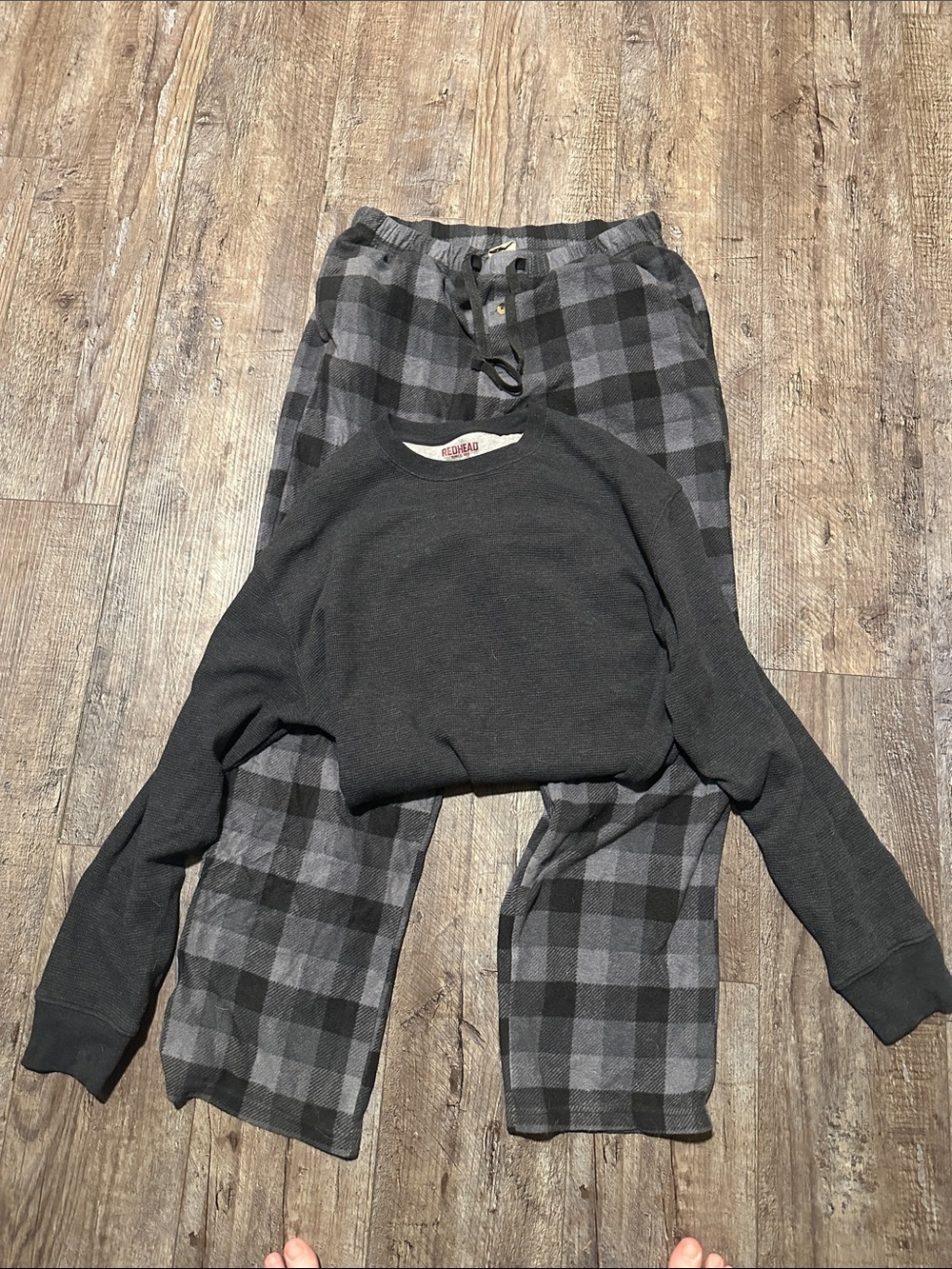 Large Men’s Redhead Pajama Set -Grey *WORN ONCE*